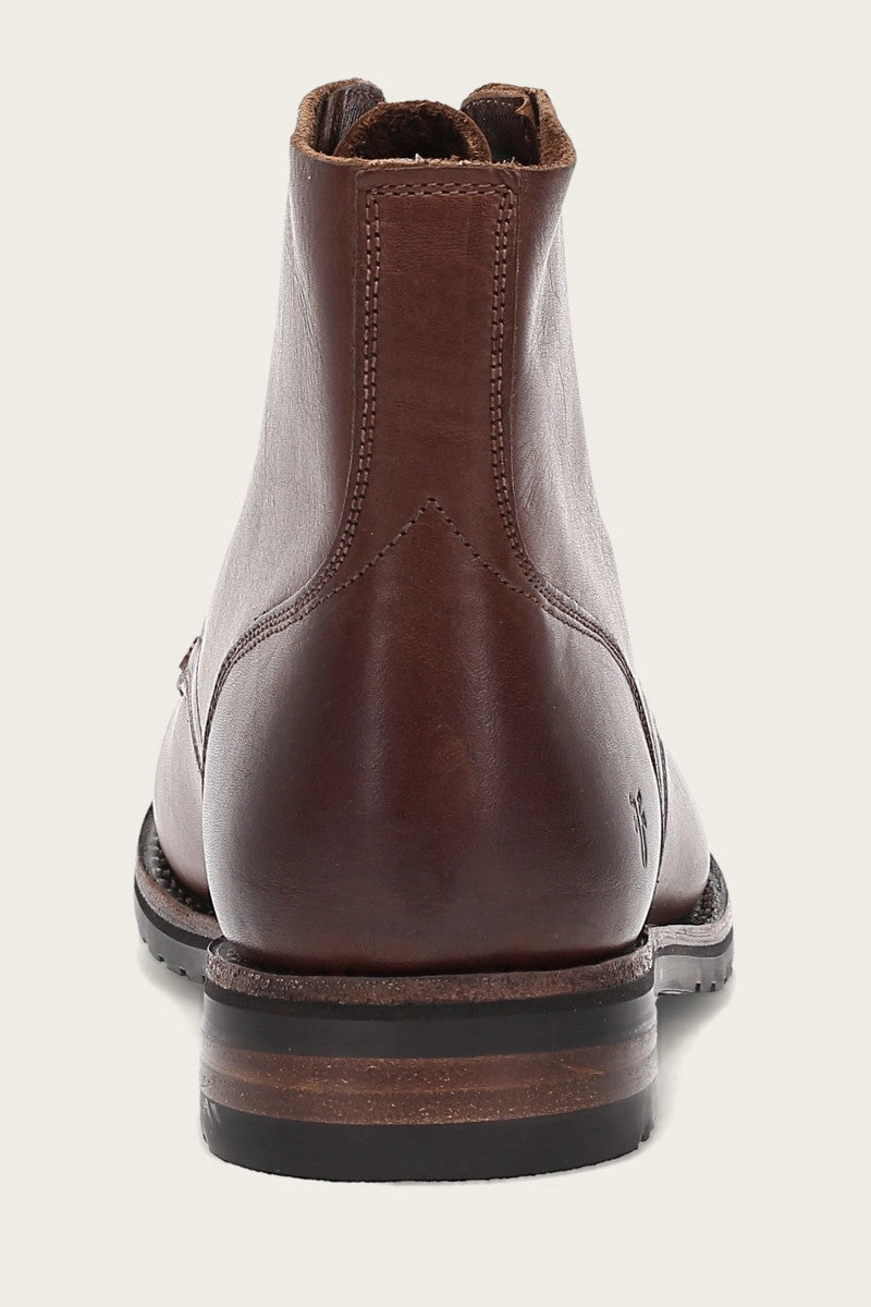 Barrett Lace Up