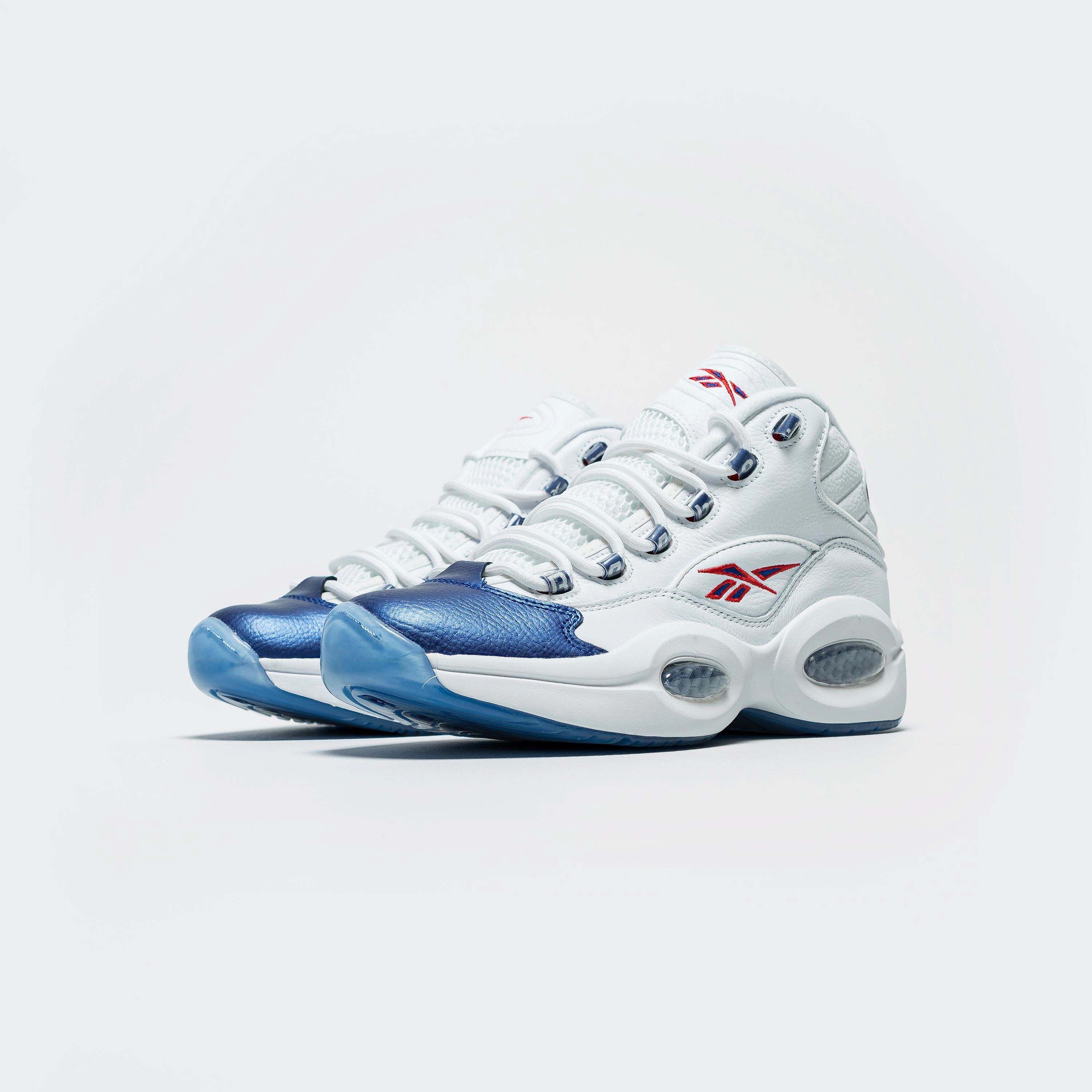 Question Mid - Footwear White/Infinite Blue