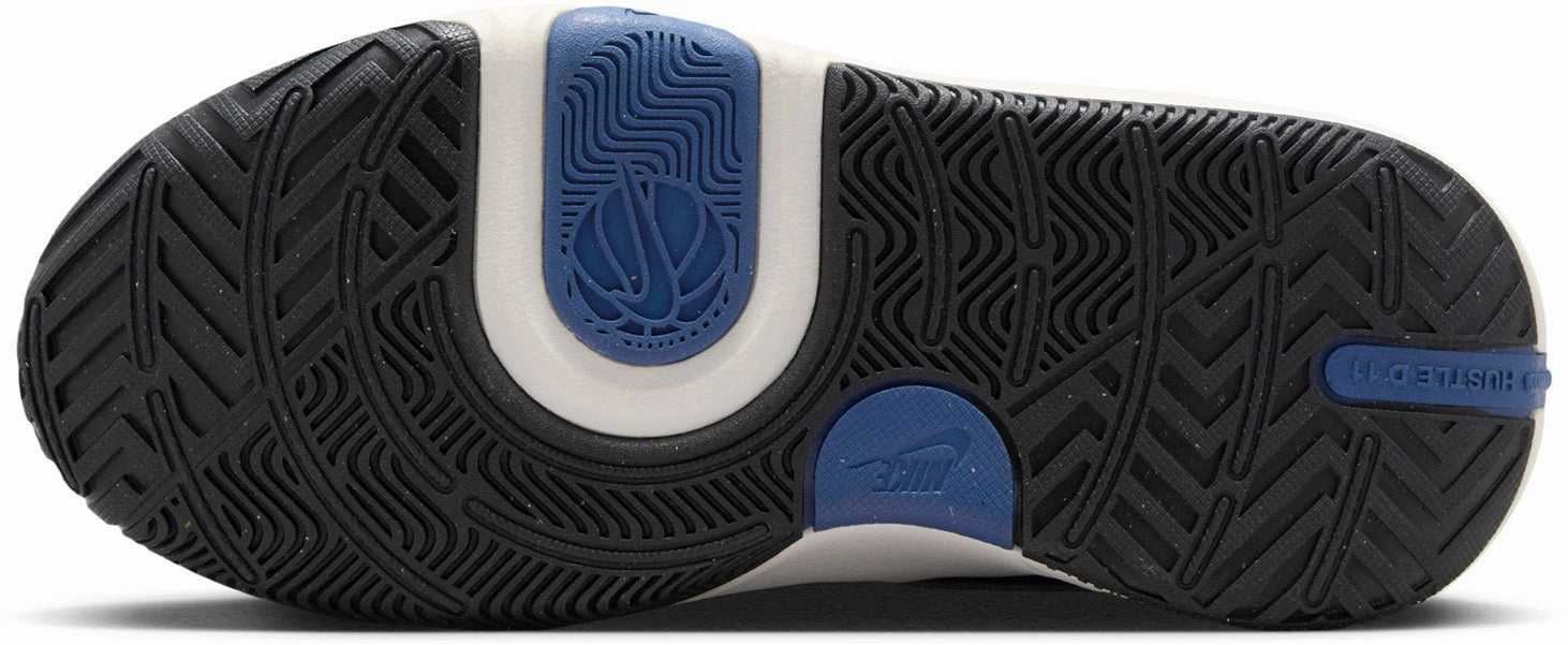 Team Hustle D 11 Junior's Basketball Shoes