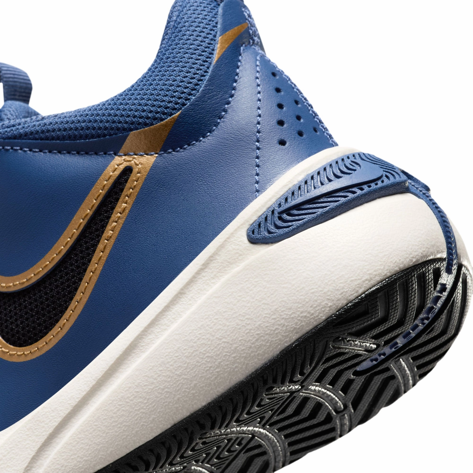 Team Hustle D 11 Junior's Basketball Shoes