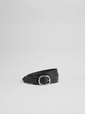 The Lair Oval Buckle Belt Silver