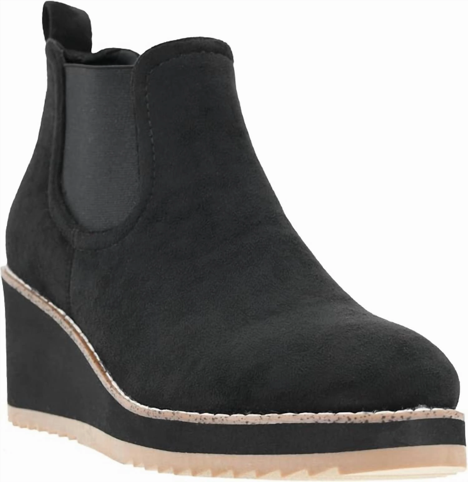 Women's Love You Latte Boots In Black